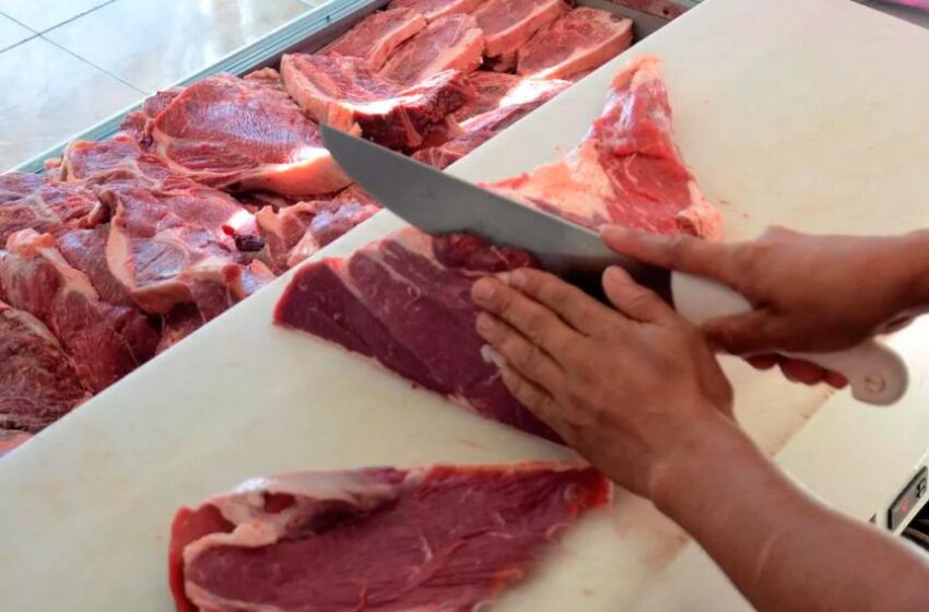  Gobierno anunciará descuentos del 10% para la compra de carne vacuna con tarjeta de débito