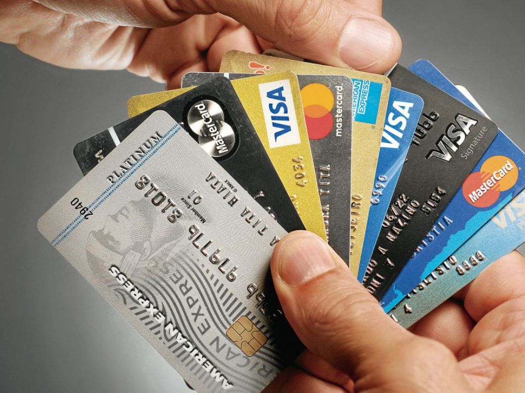 Cómo afectará a las compras con tarjeta de crédito la nueva medida del Banco Central