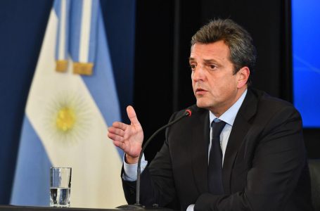 Sergio Massa se despegó de Alberto Fernández: dijo que no convocaría “a la mitad de sus ministros” y opinó que la fiesta de Olivos perjudicó su credibilidad