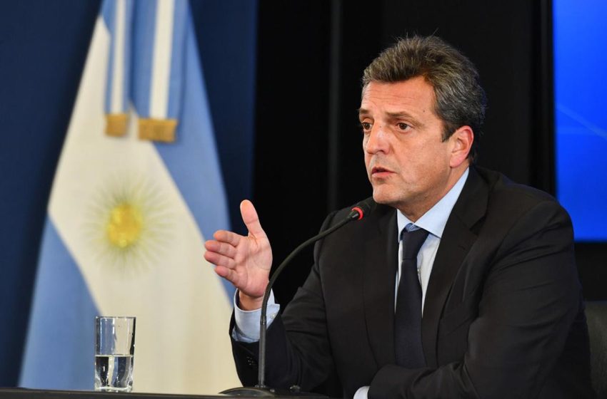  Sergio Massa se despegó de Alberto Fernández: dijo que no convocaría “a la mitad de sus ministros” y opinó que la fiesta de Olivos perjudicó su credibilidad