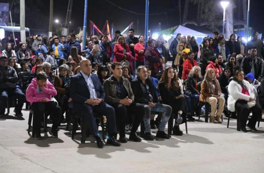  Manzur estuvo en las fiestas patronales de la Virgen del Rosario, en Burruyacú