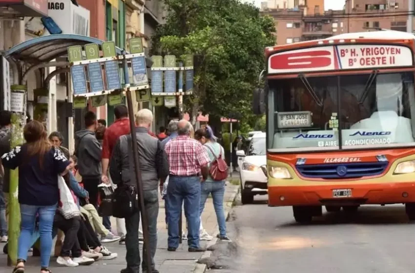  Carrera contrarreloj en el transporte de pasajeros para cumplir con el pago de sueldos y evitar nuevos conflictos