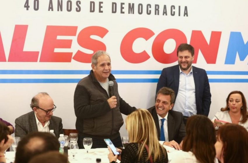  Massa recibió el respaldo del radicalismo K con un particular cántico