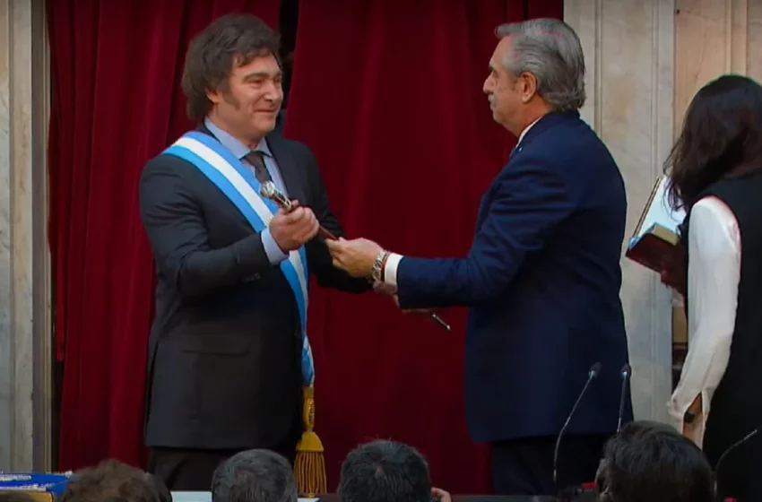  Javier Milei juró y se convirtió en nuevo presidente de la Argentina