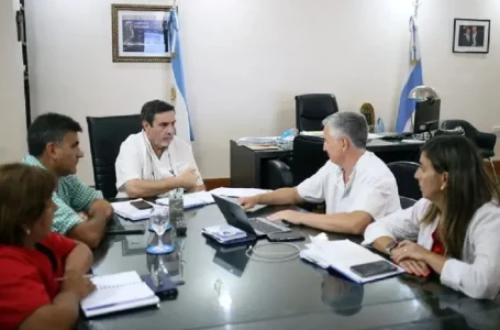 El ministro Medina Ruiz le puso fecha al comienzo de la campaña de vacunación contra la bronquiolitis