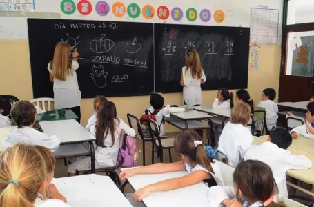 Empiezan las clases en Tucumán mientras en casi todo el país hay paro