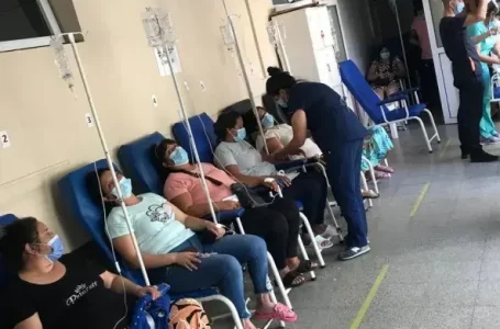 “No se podía levantar”: el dolor de los pacientes con dengue en Tucumán