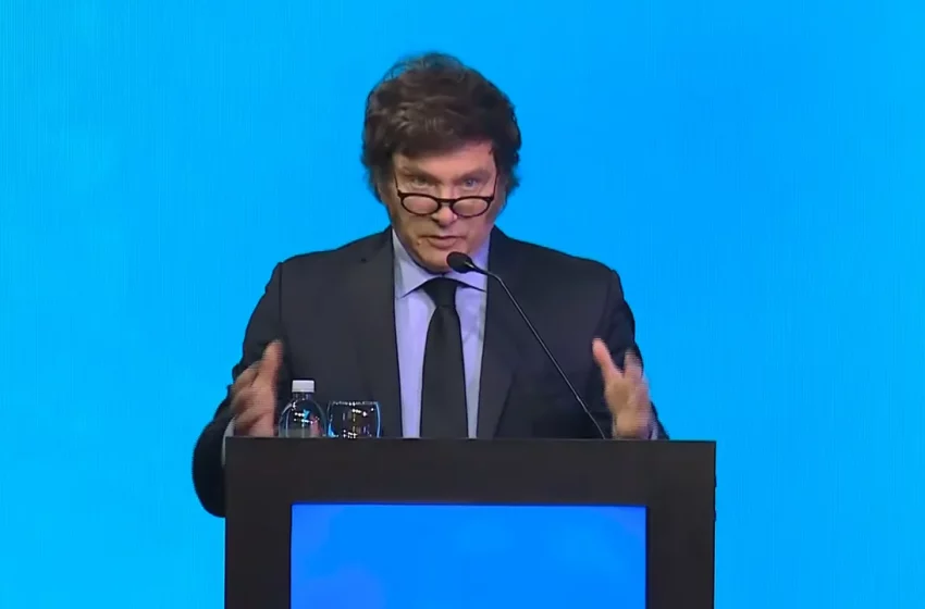  El presidente Javier Milei se refirió a la ex vicepresidente: «Cristina Kirchner sigue abrazada a un modelo que destruyó a la Argentina»