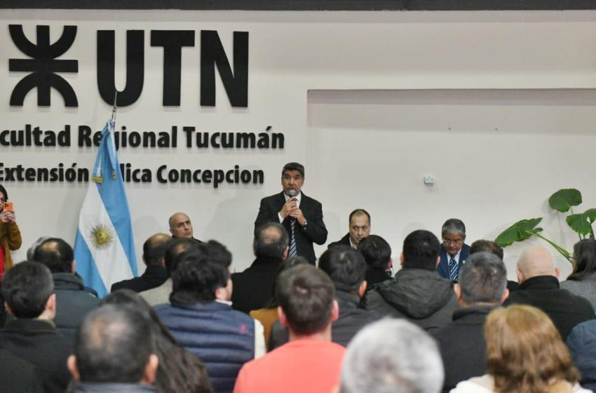  Con la presencia del vicegobernador Acevedo, se realizó la apertura a un nuevo año de las carreras de Ingeniería en la UTN Concepción