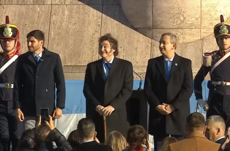 El presidente Javier Milei encabeza un acto en Rosario por el Día de la Bandera