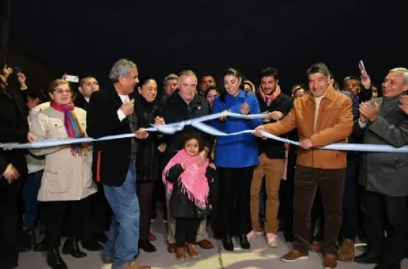 El gobernador Osvaldo Jaldo dejó inauguradas obras de pavimento en Aguilares