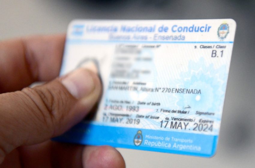  Por falta de provisión de insumos por parte de la Agencia Nacional de Seguridad Vial, hay retraso en la impresión de la Licencia de Conducir