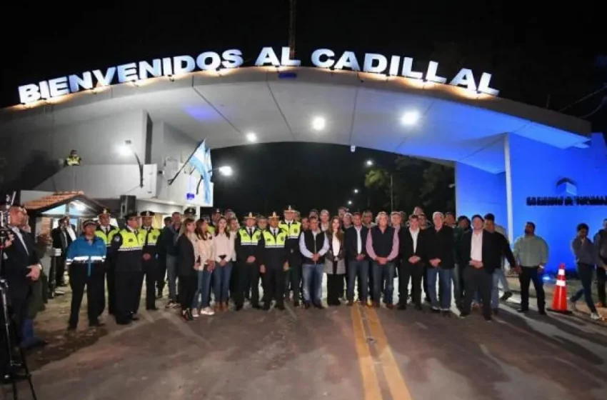  El gobernador Jaldo inauguró obras y entregó equipamiento en la sede policial de El Cadillal