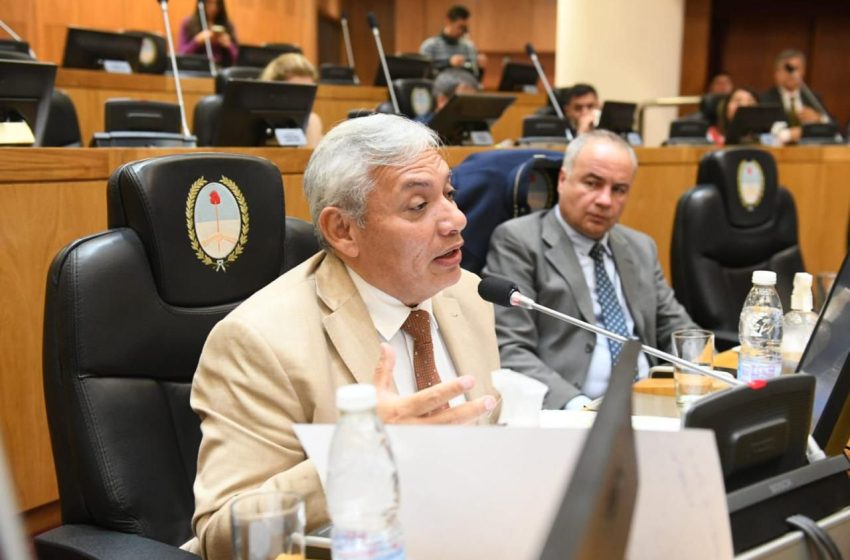  Tucumán busca atraer grandes inversiones con la nueva ley de fomento: «Es un primer paso hacia la generación de empleo y riqueza», afirma el legislador Fredy Toscano