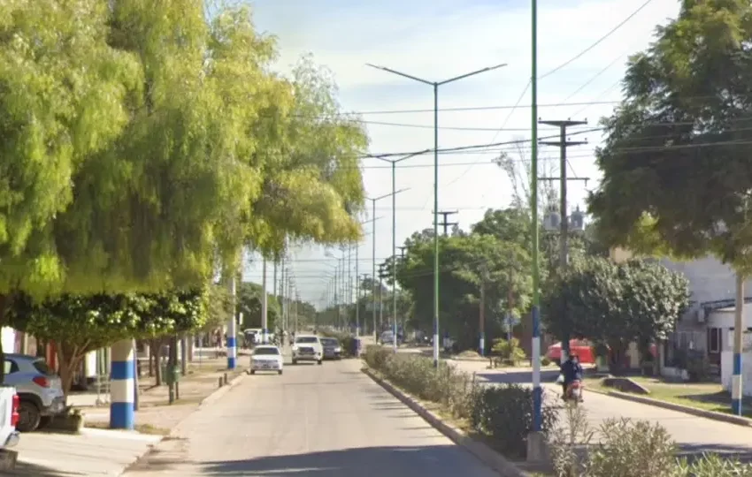  Estudiante santiagueña fue a un pub, aceptó un vaso de agua y despertó desnuda en el baño