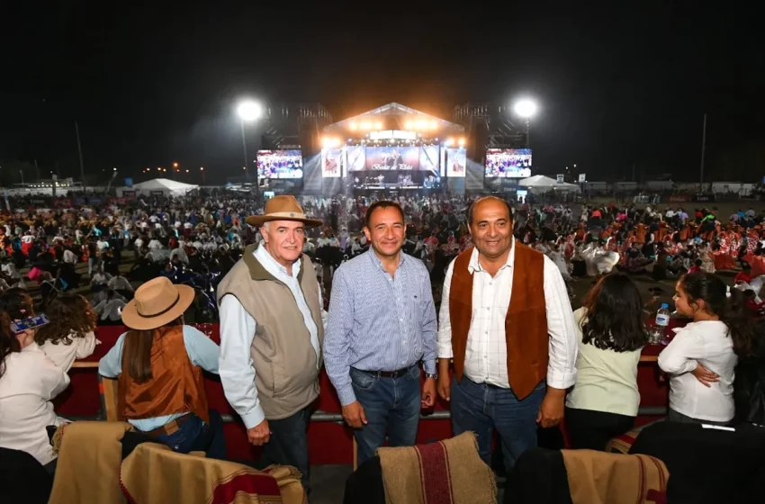  Osvaldo Jaldo destacó la cultura y la unidad en el Festival Nacional e Internacional del Caballo en Trancas