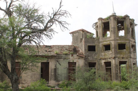 El Castillo de María: Entre Leyendas de Amor y los Ecos de un Pasado Trágico