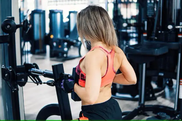  Tres tucumanas denuncian por abuso sexual a un personal trainer que da clases en la avenida Perón, el Parque 9 de Julio y gimnasios