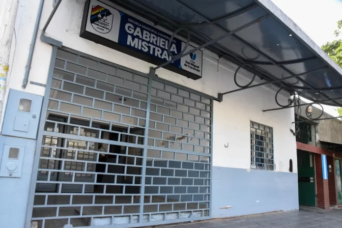  Una cautelar cuestionada por el municipio frenó la expropiación del edificio donde funciona la escuela Gabriela Mistral