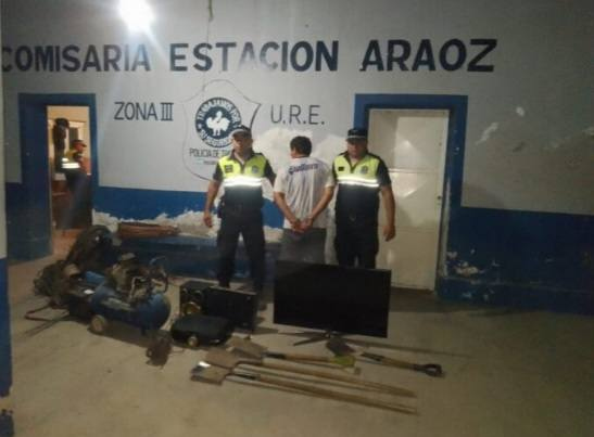  Terror en Estación Araoz por Los Verduleros, una banda de ladrones que usurparon los terrenos del ferrocarril y usan carros para robar