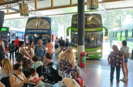 Alta demanda en la Terminal de Tucumán por el recambio de quincena