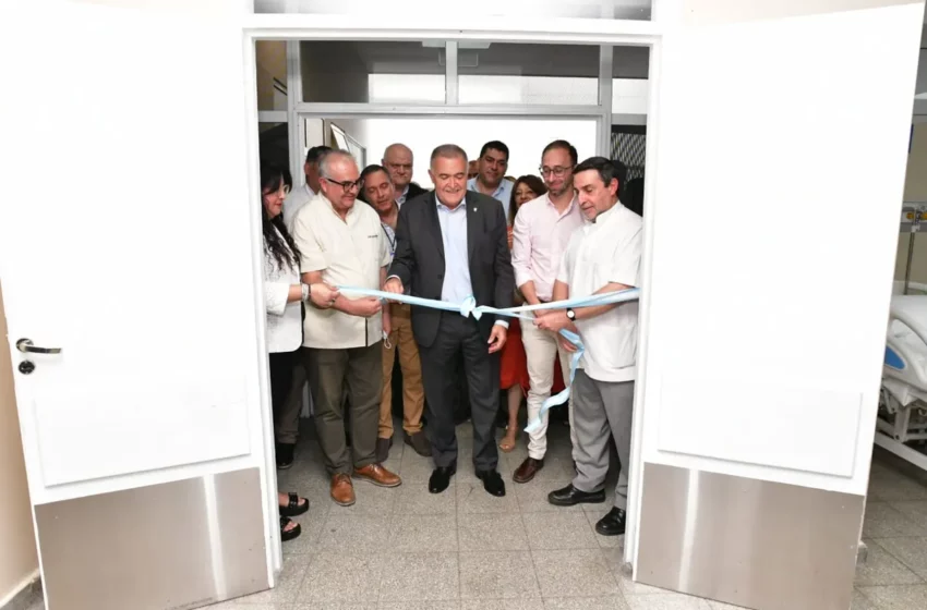  El gobernador Jaldo inauguró un nuevo shock room en el Hospital Padilla