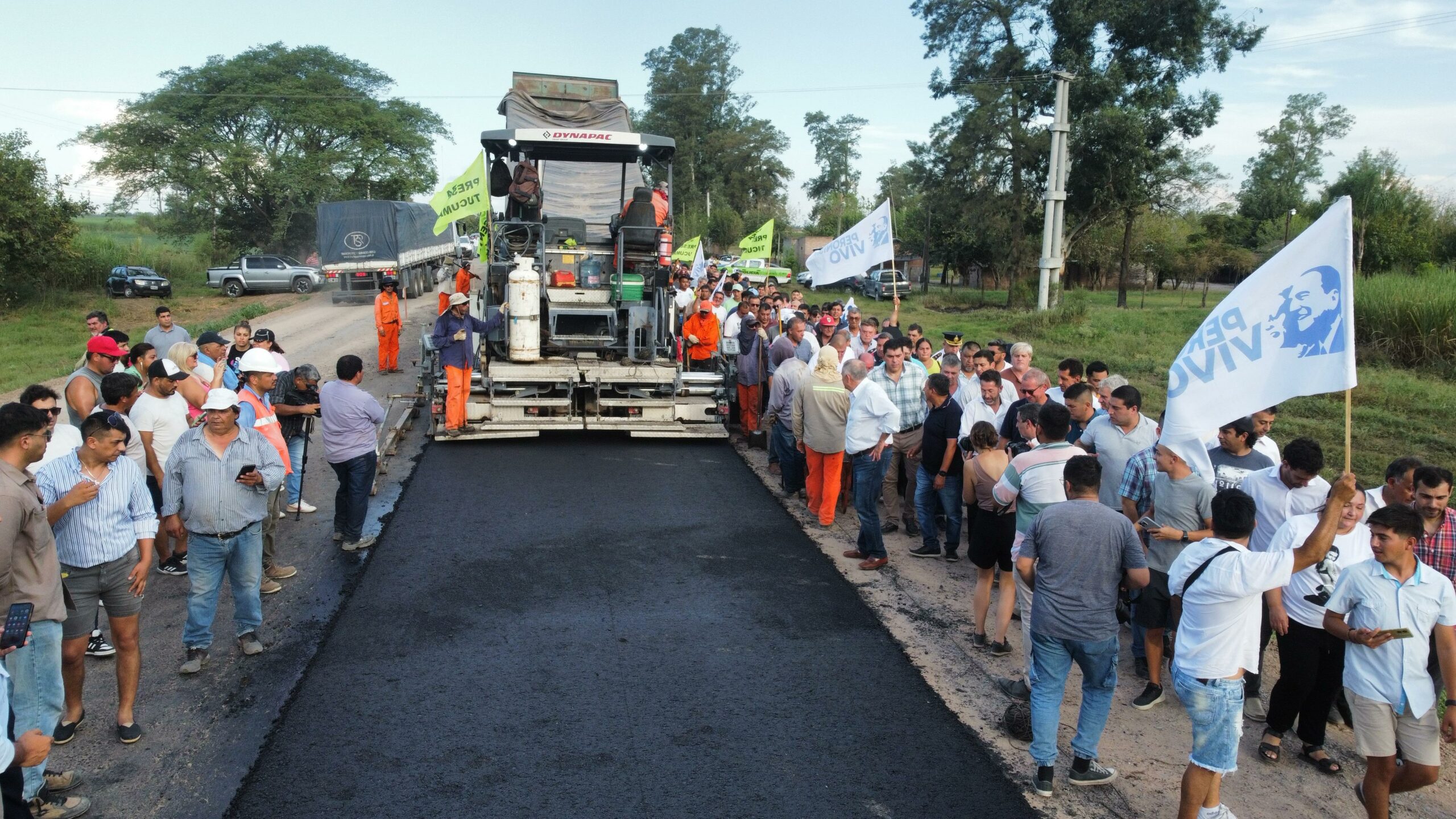 Jaldo recorrió las obras de repavimentación en Santa Rosa de Leales