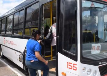 Los colectivos 0 km comprados por el Gobierno ya circulan por Tucumán