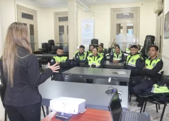El Ente Tucumán Turismo capacita en Ingles a policías tucumanos