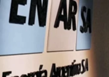 El Gobierno inicia la privatización total de ENARSA y avanza con la venta de su participación en Transener