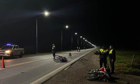 Violento choque de motocicletas en la ruta 157 deja tres jóvenes heridos, dos de ellos de gravedad