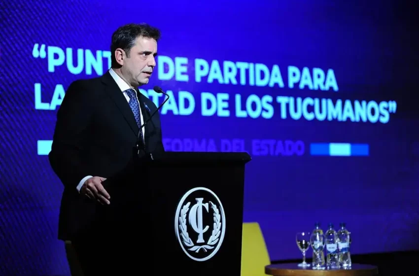La Libertad Avanza presentó su plan para “pasar la motosierra” por Tucumán: propone recortar ministerios, impuestos y comunas