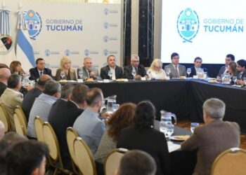 Jaldo y Chahla encabezaron una reunión histórica entre Provincia y Municipio para avanzar en una agenda conjunta