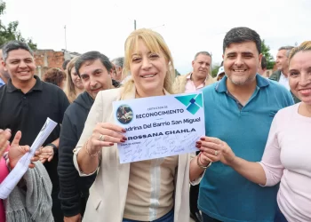 La Municipalidad avanza con la pavimentación de calles por donde circula el transporte público en el suroeste de la capital