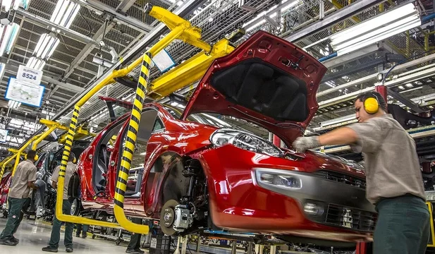 La producción industrial creció un 3,9% en mayo, impulsada por la industria automotriz y la maquinaria