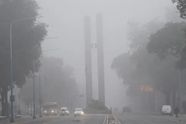 Lunes gris y con neblina en Tucumán: el clima del feriado