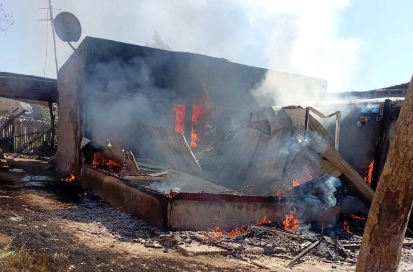 Una mujer que vive sola con sus tres hijos en Graneros lo perdió todo al incendiarse su vivienda