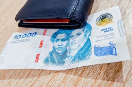 Comienza el pago del aguinaldo para trabajadores estatales en Tucumán