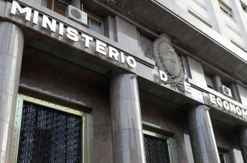 Fuerte aumento de las transferencias no automáticas a provincias, pero caen las automáticas en términos reales