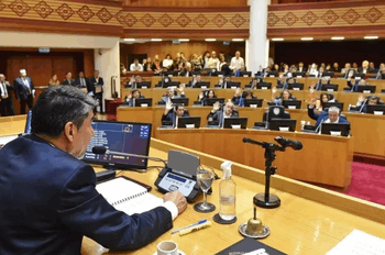 Avanza la intervención en Alberdi: el DNU ingresó a la Legislatura y designaron a Guillermo Norry como interventor