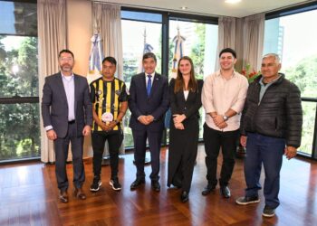 Acevedo recibió a referentes de Yerba Buena que impulsan proyectos deportivos, ecológicos y comunitarios