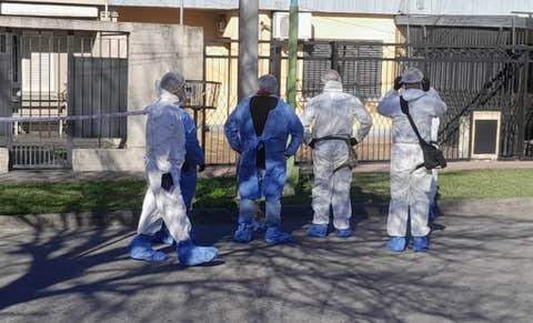 Dudas y certezas en torno a la violenta muerte de una pareja en su casa del barrio Ojo de Agua