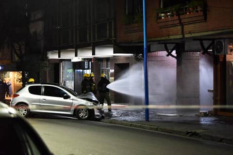 Conductor chocó con una casilla de gas y debieron evacuar varios edificios en Catamarca al 400