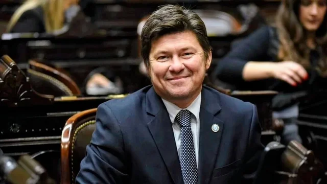Elecciones en Corrientes: Almirón denunció demoras e irregularidades en el inicio de la votación
