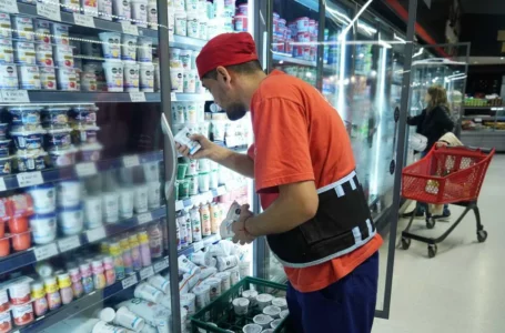 Tras la suba del dólar, empresas aplican aumentos de hasta 9% en alimentos, bebidas y productos de limpieza