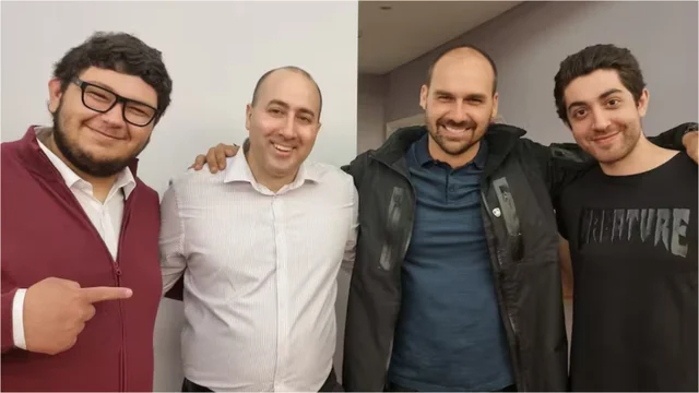 Fernando Cerimedo, entre la condena a Bolsonaro y el escándalo de corrupción en el entorno de Milei