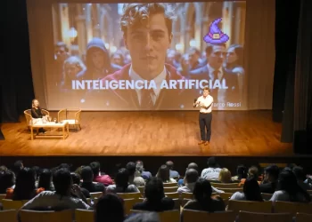 San Miguel de Tucumán lanzó un curso de inteligencia artificial para emprendedores de ferias