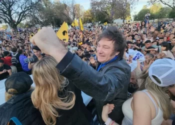 Milei viaja a Entre Ríos y Santa Fe para reforzar la campaña de LLA en medio del escándalo por Espert