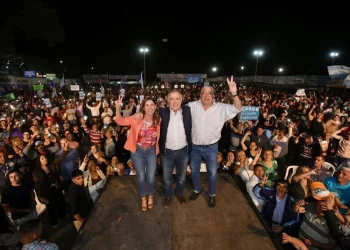 Osvaldo Jaldo encabezó un multitudinario acto en Tafí Viejo por el aniversario de la Agrupación 8 de Octubre