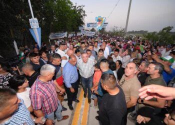 Jaldo inauguró la pavimentación e iluminación de la calle 9 de Julio que conecta Alto Verde con Concepción